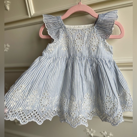 NEW Baby Gap Baby Girls Eyelet Sundress with Bloomer - Picture 5 of 7